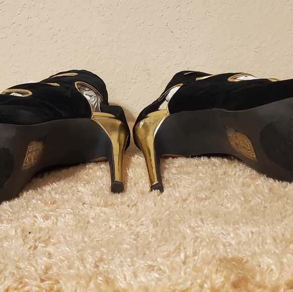 Scene Jamari Black and Gold Velvet Platform Heel womens size 7.5 - Picture 6 of 6